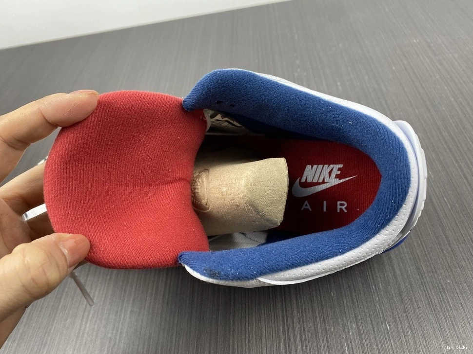 Jordan True Blue  (2016)  3 Retro 854262-106 0413